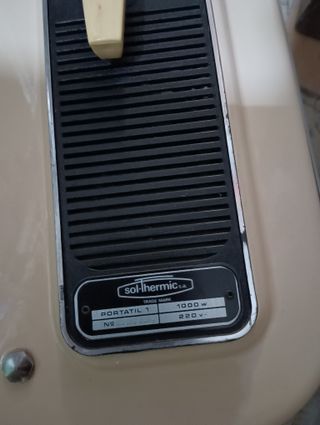 Radiador Soltermi Beige y Plata