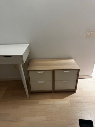 Mesita de noche Ikea madera y blanco 2unidades 40€
