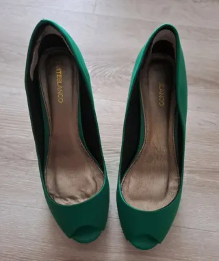 Zapatos de tacón Blanco verdes y fucsias