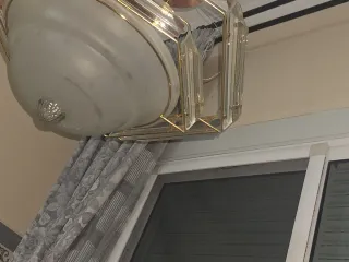 Lámpara elegante cristal y metal dorada