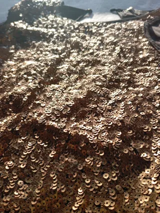 Vestido fiesta Bershka dorado Talla S