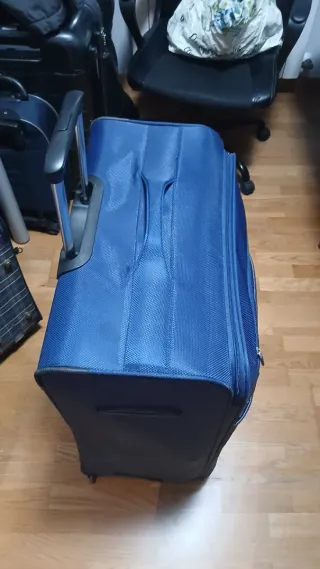 Maleta grande azul caprisa