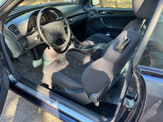 Mercedes-Benz  CLK 200