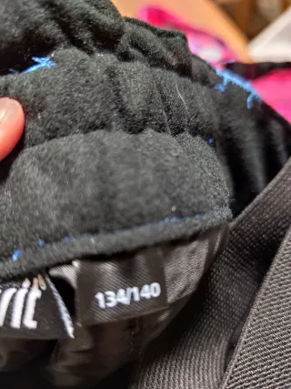 Conjunto ski: chaqueta y 2 pantalones+ guantes