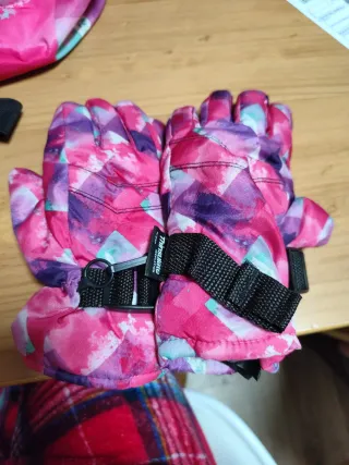 Conjunto ski: chaqueta y 2 pantalones+ guantes