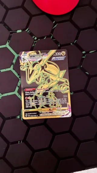 Carta Pokémon Rayquaza VMAX Rapid Strike