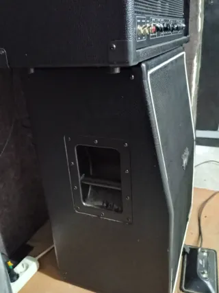 Cabezal Peavey ValveKing VK100 y Pantalla