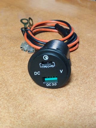 Cargador USB Coche QC 3.0 + USB-C PD