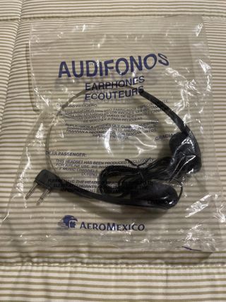 Auriculares Aeromexico para avión