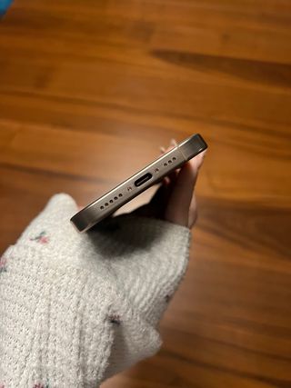 iPhone 16 Pro 256GB Dorado Desierto