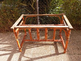 Base de mesa de centro de mimbre y bambú