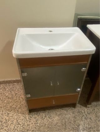 Mueble de baño madera y cristal