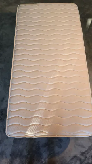 Colchón y somier 180x90