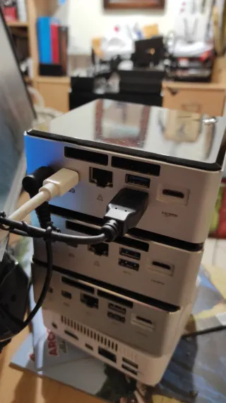 Intel NUC Mini PC ricondizionato W11