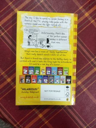 Dog Days (Diary of a Wimpy Kid)