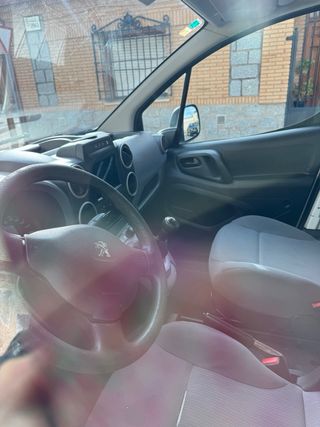 Peugeot e-Partner 2016