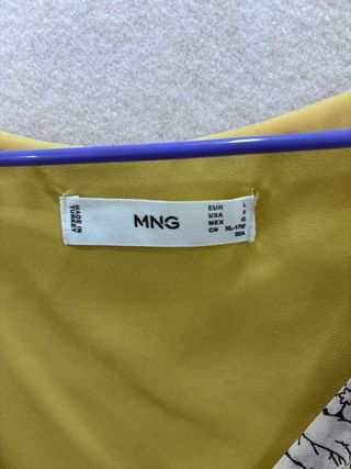 Vestido floral Mango Talla L Falda Plisada