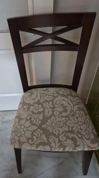 Mueble de salón madera oscura