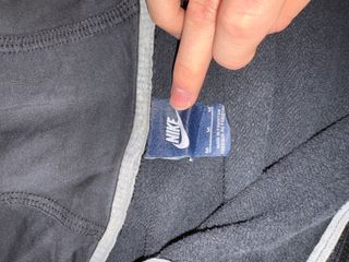 Sudadera Nike con cremallera negra