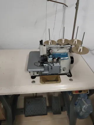 Overlock Singer 320
