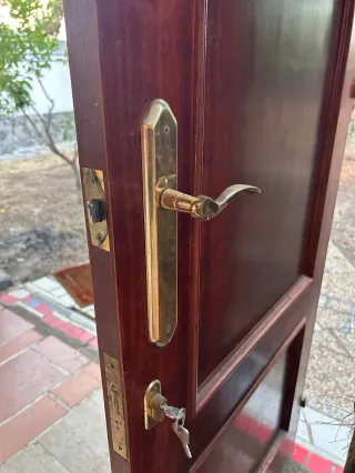 Puerta Madera Maciza