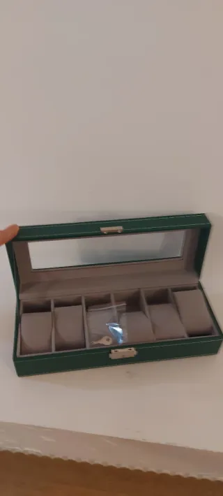 Scatola porta orologi verde