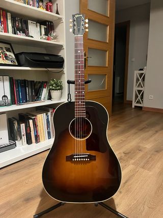 Gibson J-45 Vintage Sunburst