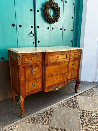Cómoda Luis XV Mármol y Madera