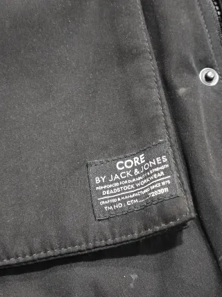 Anorak Chaquetón Negro Tres Cuartos