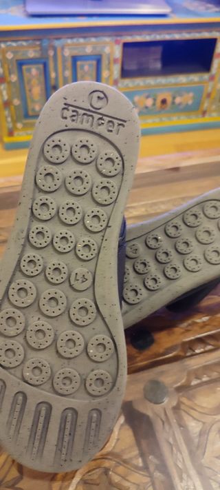 Botas Camper Azul Marino con Cordones Verdes