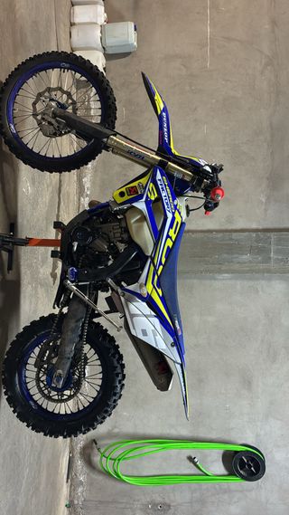 Sherco 300 4T 2024 edicion (McDonald)