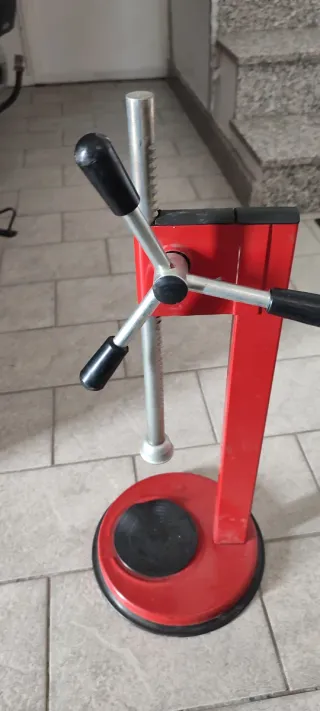 Tappatrice a colonna