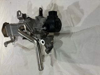 Válvula EGR Toyota Prius/Auris Híbrido motor 2ZR