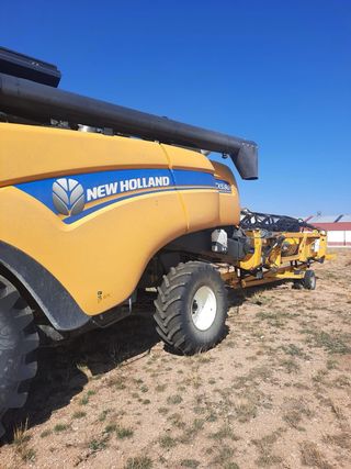 New Holland CX5.80 Cosechadora