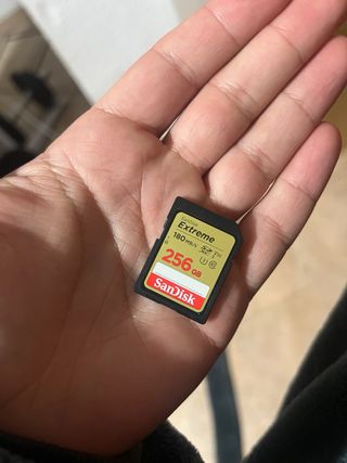 Canon EOS 77D menos de 1000 fotos hechas