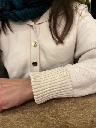 Chaqueta de punto con boton