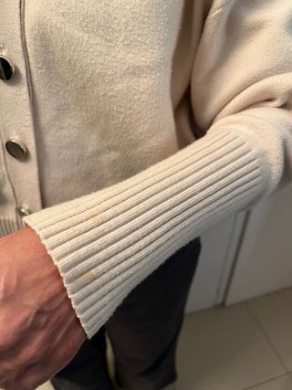 Chaqueta de punto con boton