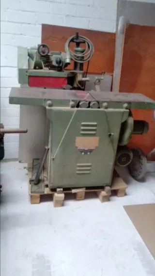 Lijadora banda y regruesadora con alimentador