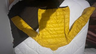 Chaqueta acolchada H&M amarilla