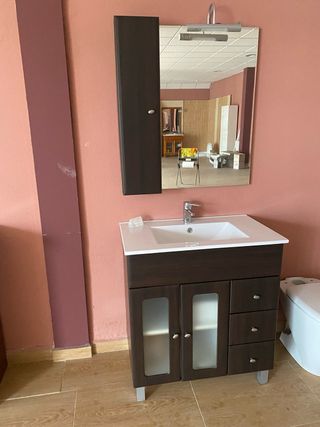 Mueble de baño madera y cristal