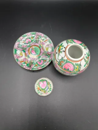 Jarrón de porcelana Macao con tapa