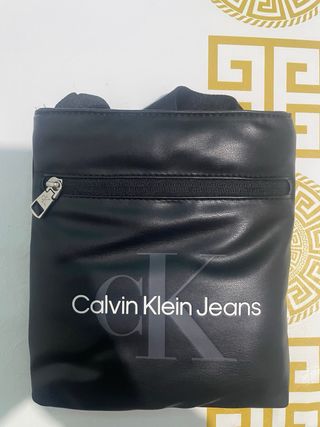 Bandolera Calvin Klein Negra