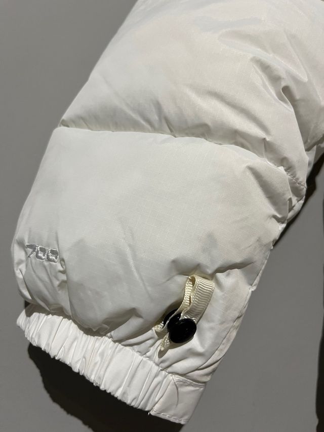 Chaqueta The North Face Beige y Blanca