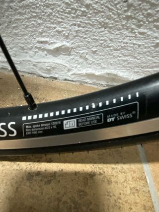 Llanta carretera DT Swiss R460