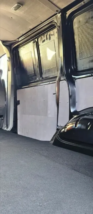 Volkswagen Transporter T5 2009