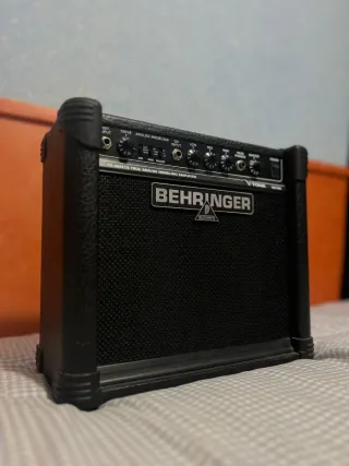 Guitarra Eléctrica Yamaha ERG121 Negra