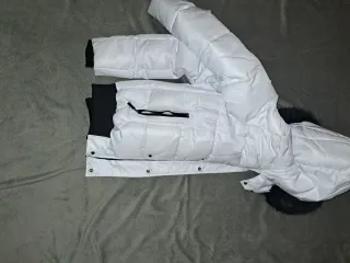 Piumino con pelliccia uomo