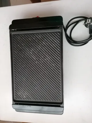 Plancha Eléctrica Parrilla