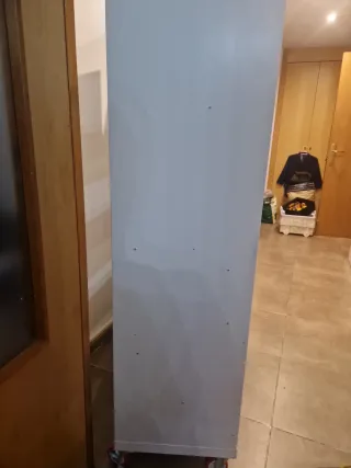 Estantería blanca 2x4 cubos y otra de 4cubos