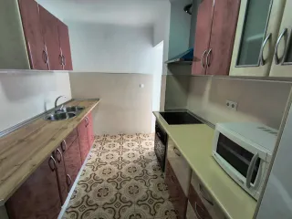 Alquilo 4 habitaciones C/ Maestro Cebrian